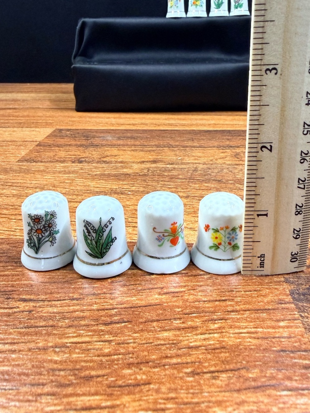 Vintage Thimbles Lot (25) - Picture 7 of 14